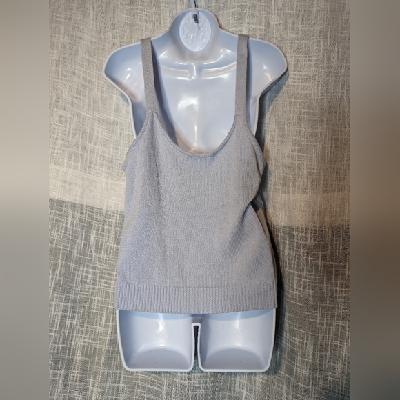 Nikka k Flower Knit Top - Picture 4 of 4